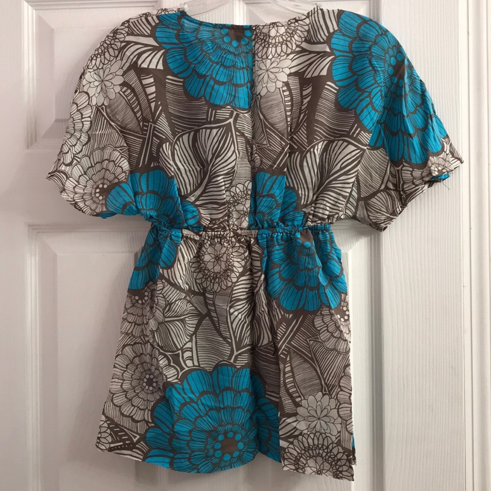 Trina Turk Silk Tan, Brown & Turquoise Floral Top Blouse Shirt Petit Size